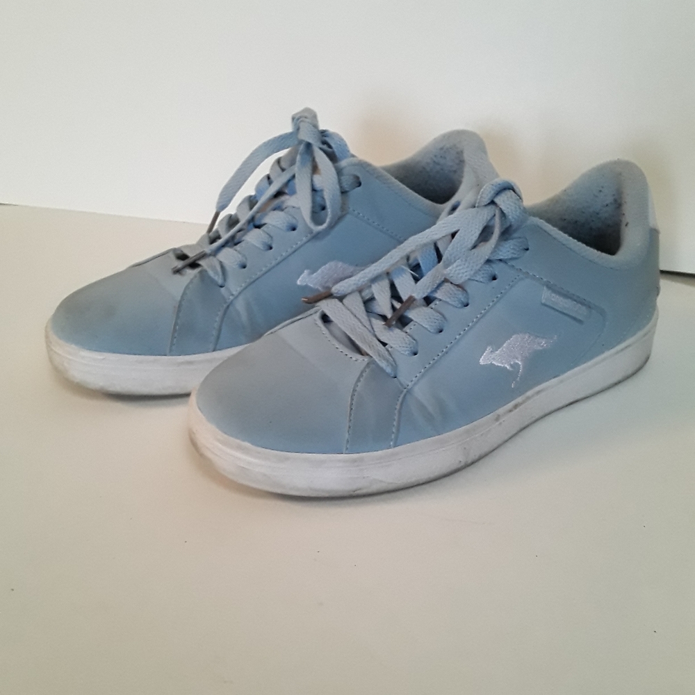 Kangaroo shoes women